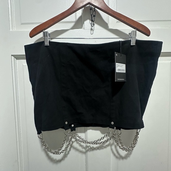 The Ragged Priest Gateway Skirt NWT 16 Chic Black Skirt with Silver Chain Detail - Picture 4 of 4